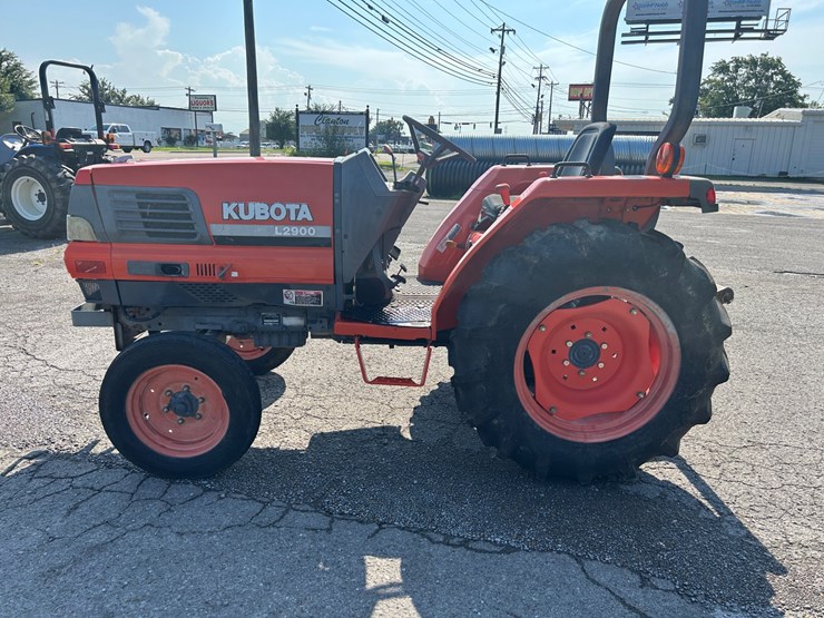 1995-kubota-l2900-image-3