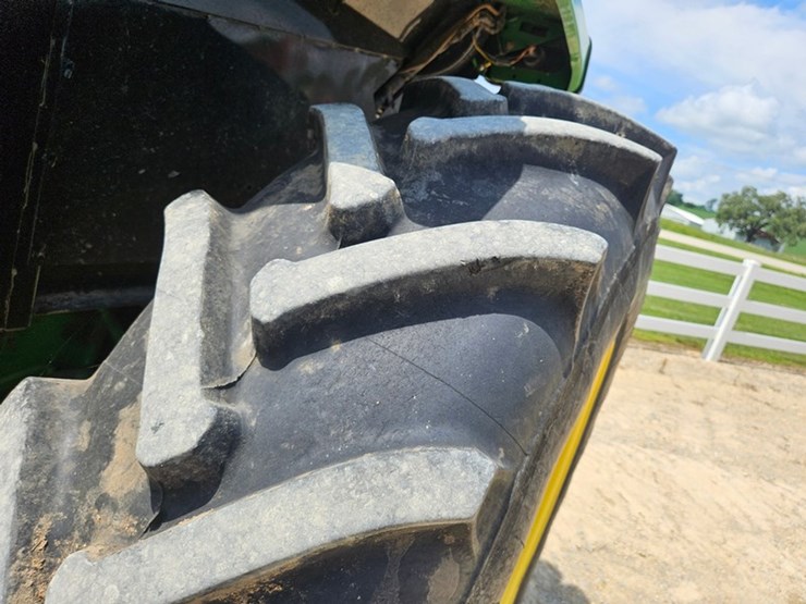 john-deere-4250-image-37