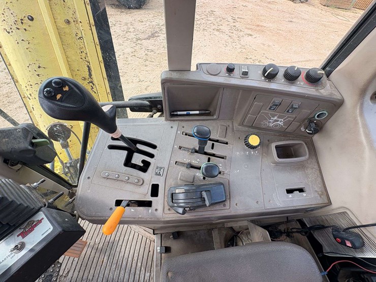 john-deere-6330-image-13