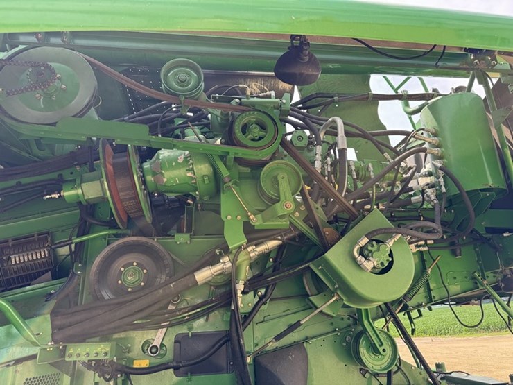 2011-john-deere-9870-sts-image-19