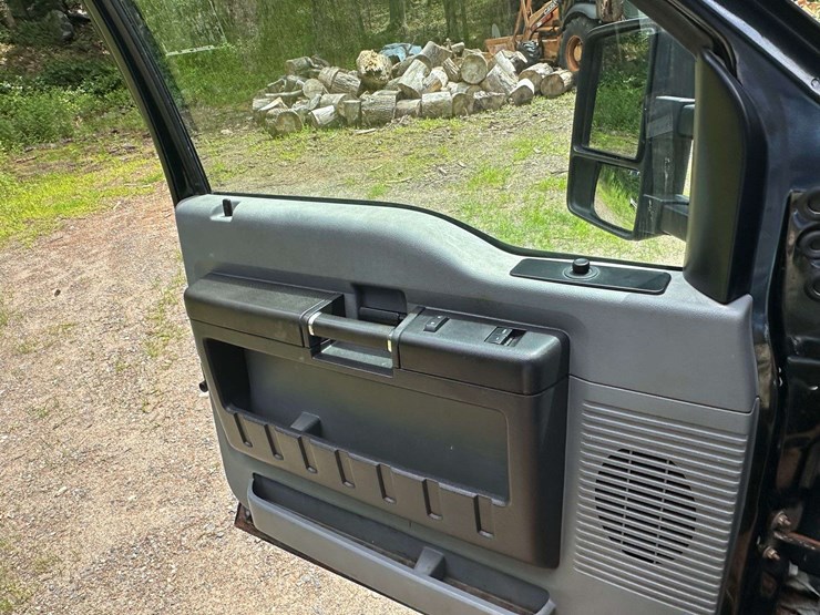 2012-ford-f350-image-68