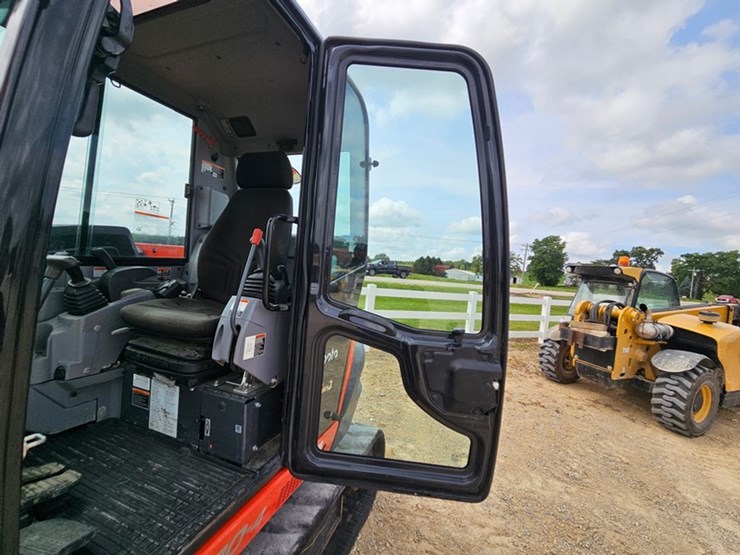 2022-kubota-kx080-4-image-39