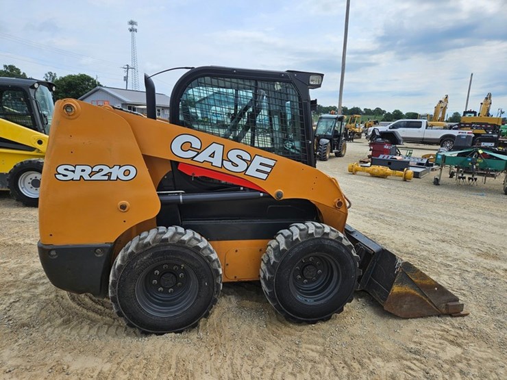 2020-case-sr210-image-6