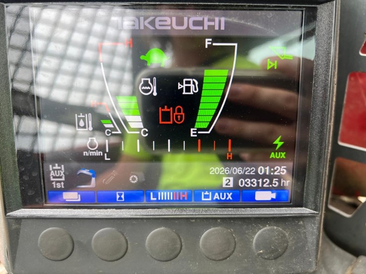 takeuchi-tl10v2-image-20