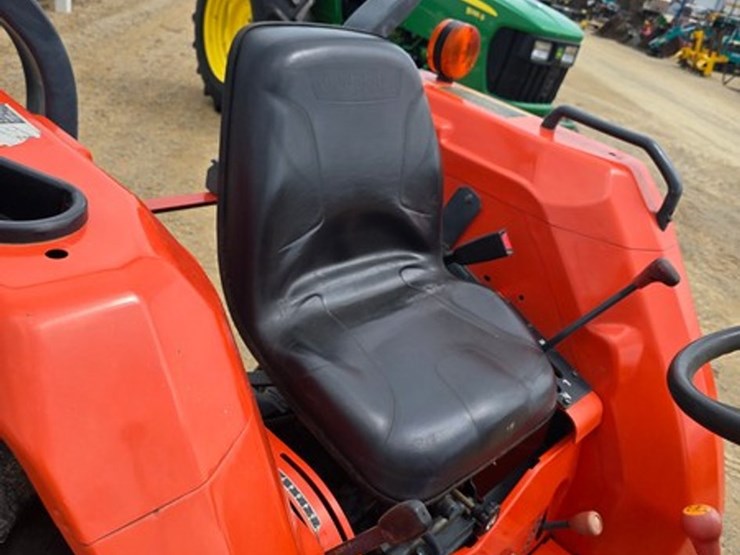 kubota-l4400-image-17