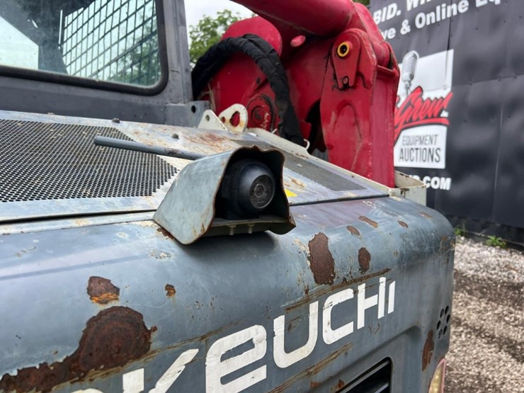 takeuchi-tl10v2-image-14