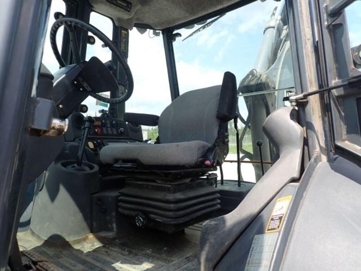 2009-deere-310sj-image-11
