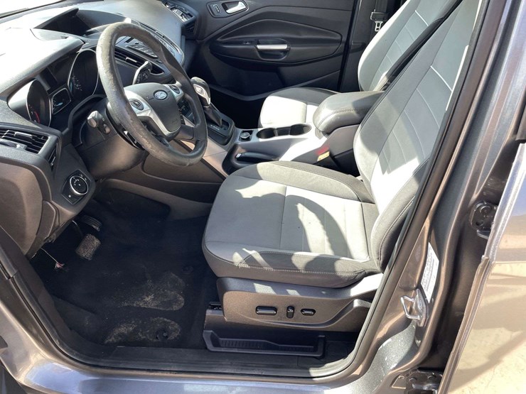 2014-ford-escape-image-10