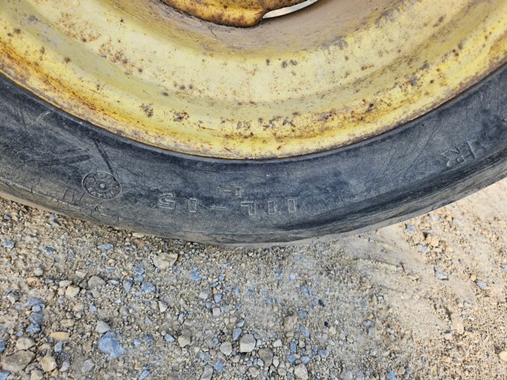 john-deere-550-image-24
