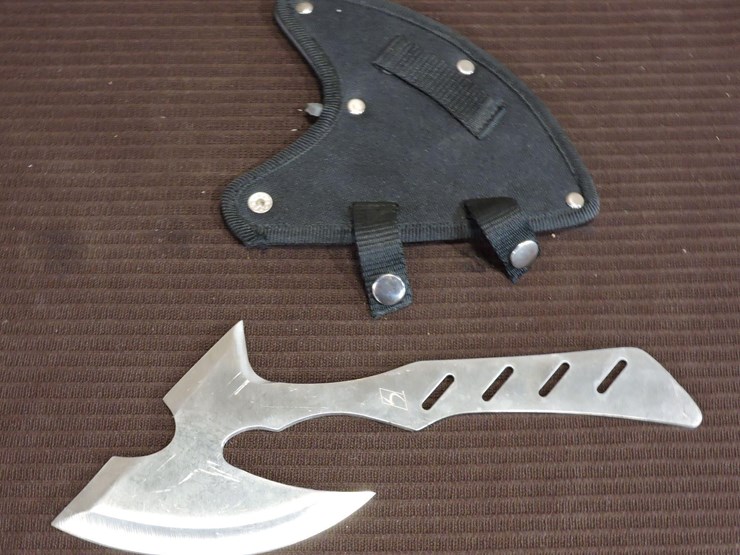 stainless-steel-throwing-hatchet-image-1