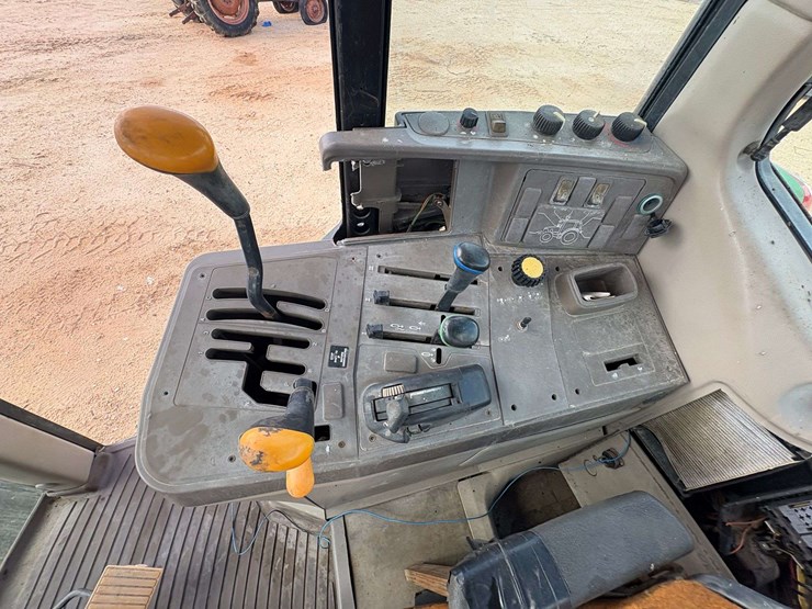 john-deere-6230-image-15