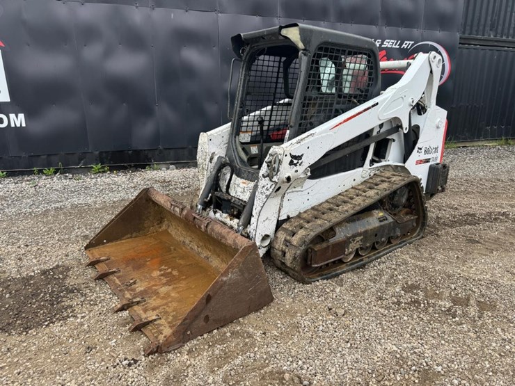 2016-bobcat-t595-image-2