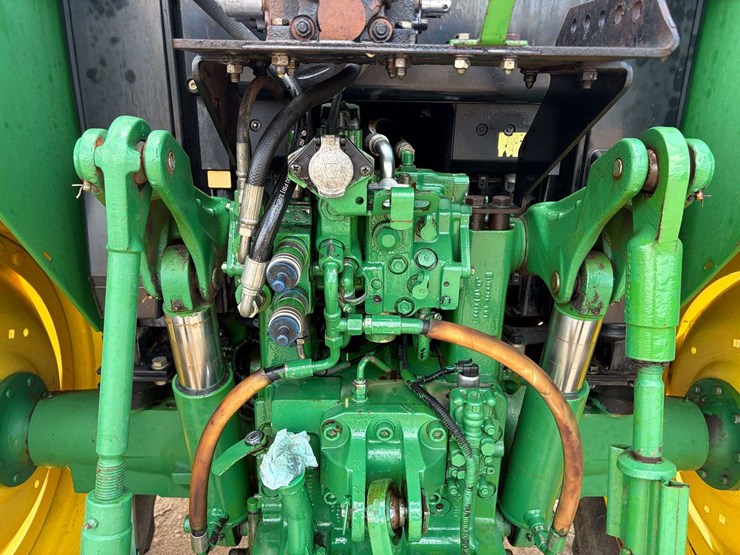 john-deere-6330-image-22