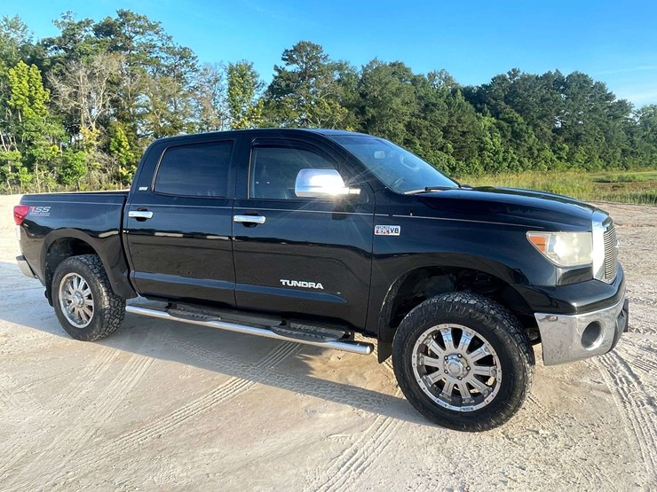 2012-toyota-tundra-image-4