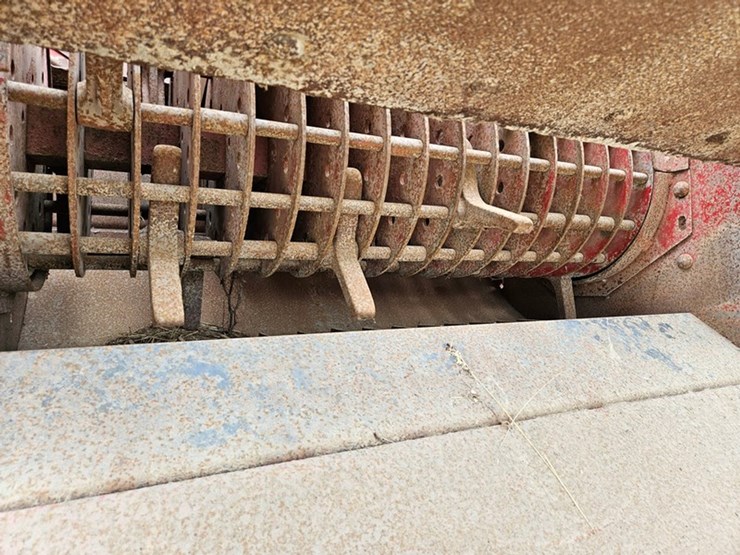 case-ih-8610-image-15