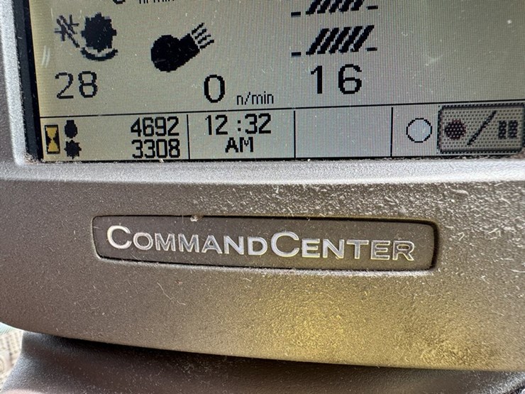 2011-john-deere-9870-sts-image-27
