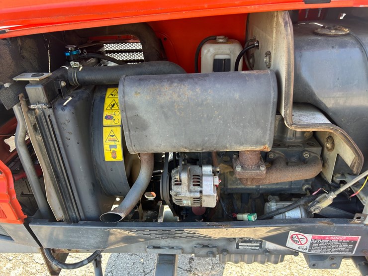 1995-kubota-l2900-image-17