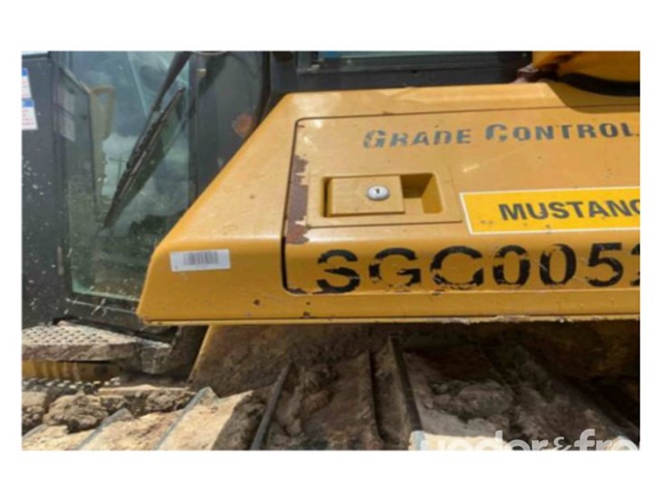 2018-caterpillar-d6n-lgp-image-15