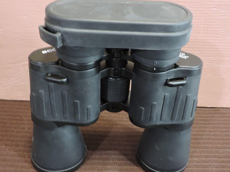 scokc,-10x50-binoculars-in-case-image-2