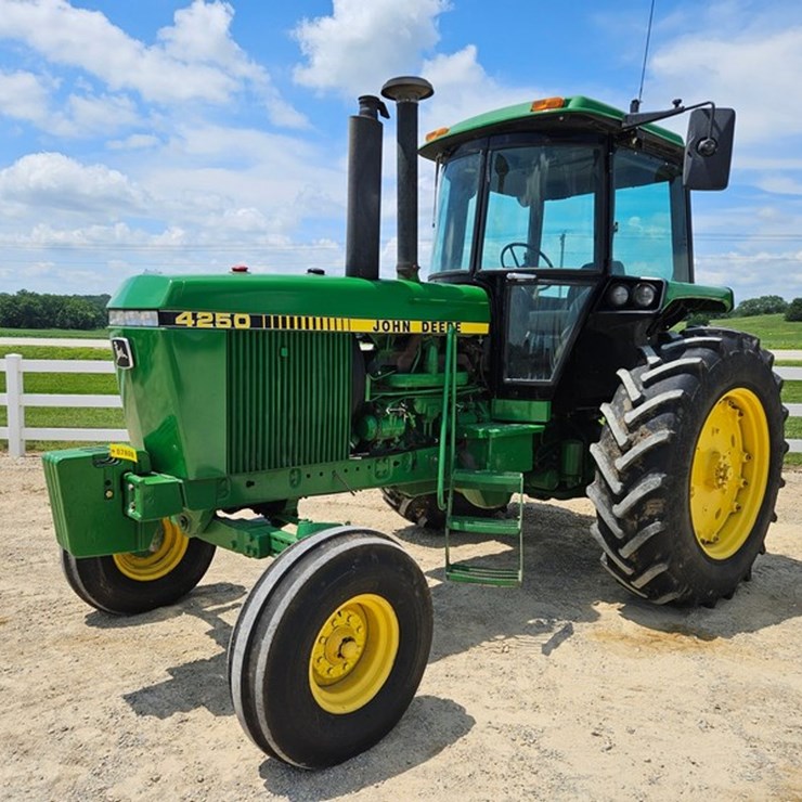JOHN DEERE 4250