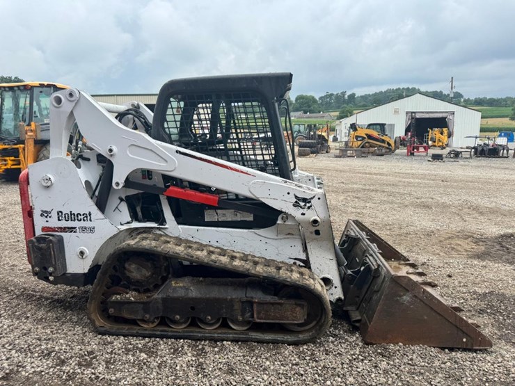 2016-bobcat-t595-image-7