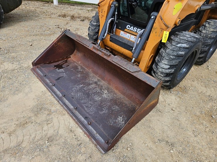 2019-case-sr210-image-9