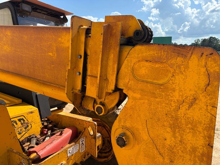 2005-jcb-506-image-30