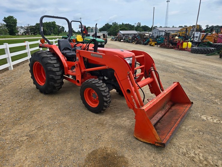 kubota-l4400-image-10