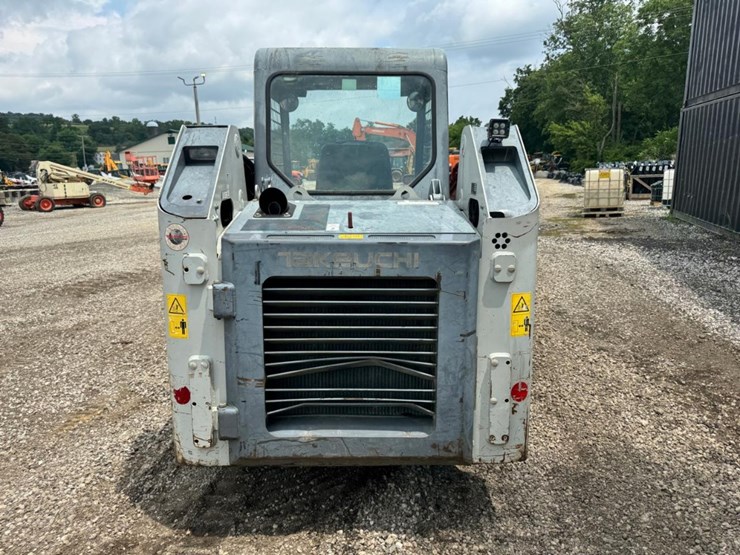 2019-takeuchi-tl8-image-5