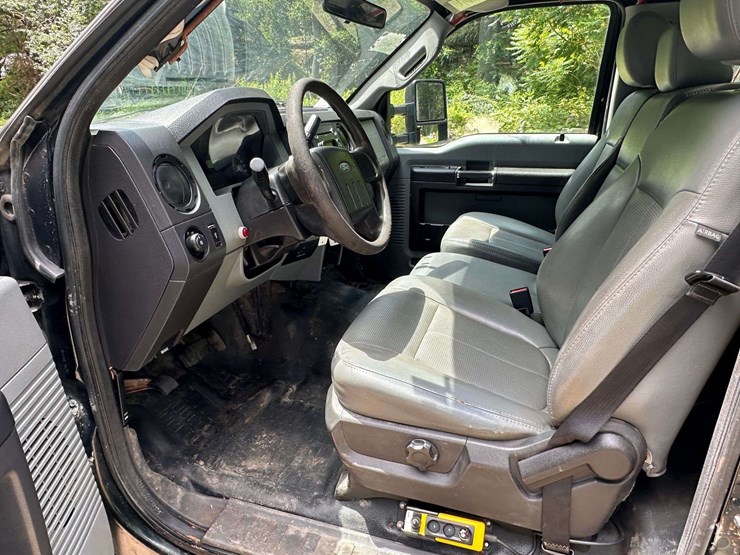 2012-ford-f350-image-64