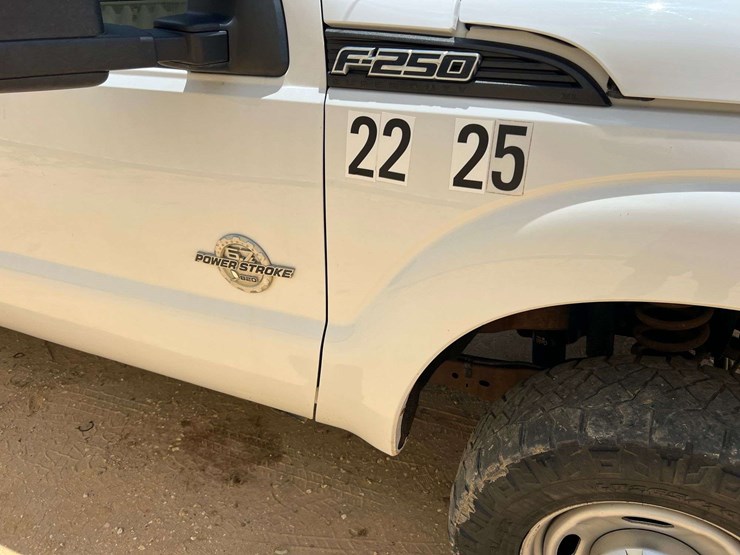 2012-ford-f250-image-15