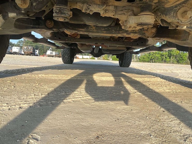 2012-toyota-tundra-image-25