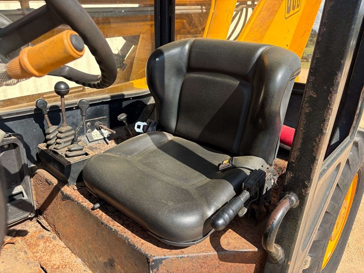 2005-jcb-506-image-10