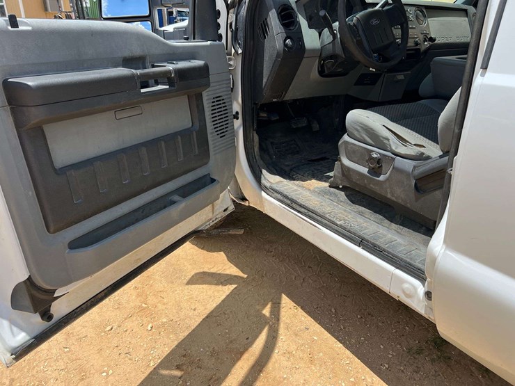 2012-ford-f250-image-25