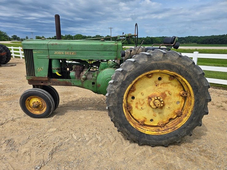 john-deere-60-image-2