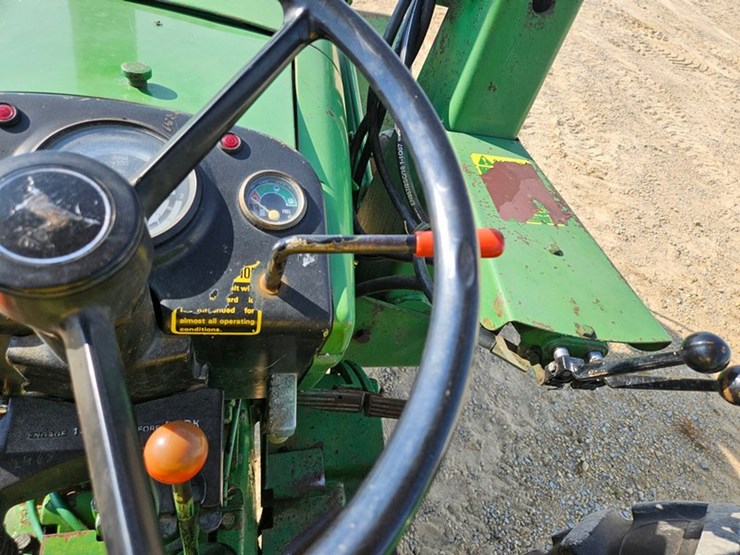 john-deere-1530-image-26