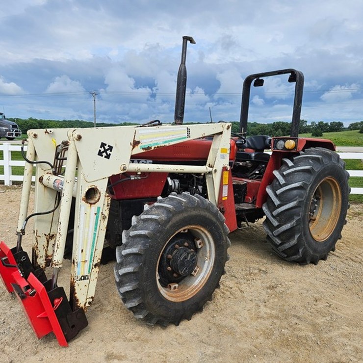 INTERNATIONAL 885