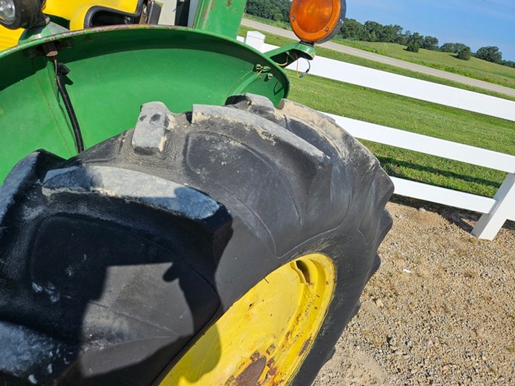 john-deere-1530-image-35