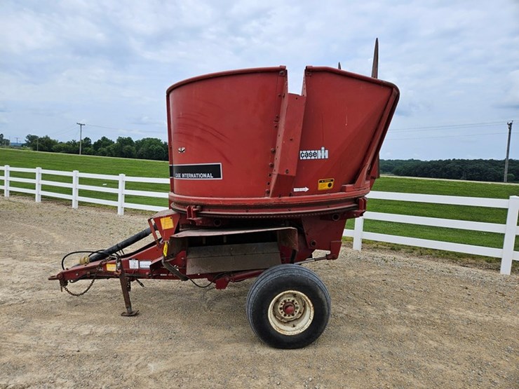 case-ih-8610-image-2
