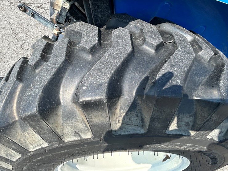 2020-new-holland-workmaster-25-image-9
