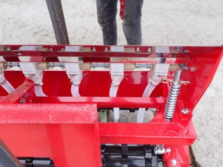 unused-2026-agt-stsd10-3-pt-hitch-/-skid-steer-image-16