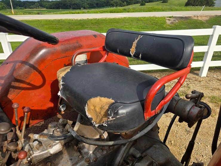 massey-ferguson-super-90-image-17