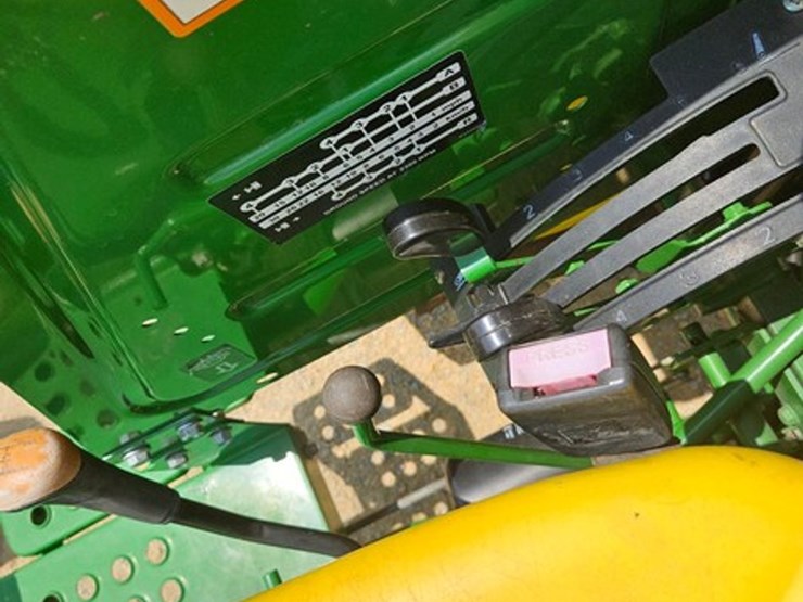 john-deere-5055d-image-26