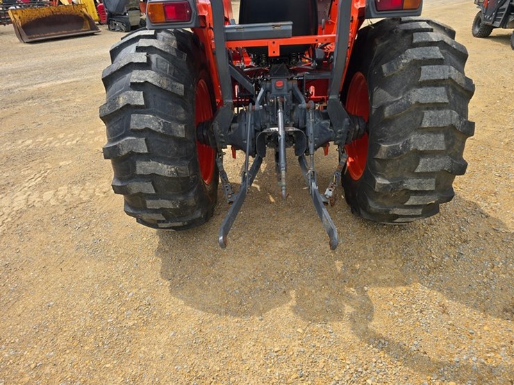 kubota-l4400-image-6