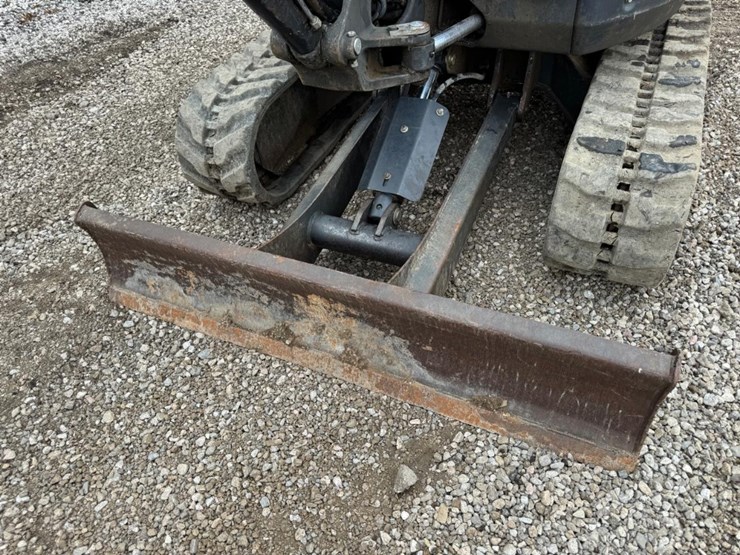 2016-bobcat-e26-image-12