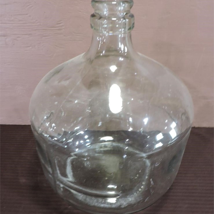 2.5 Gallon Glass Carbuoy