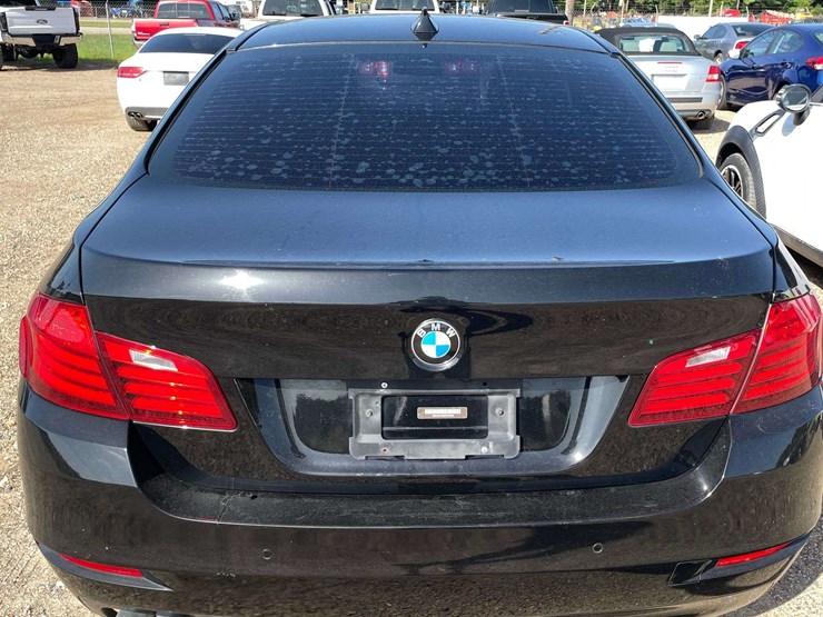2015-bmw-528i-4-door-sedan-(116,153-miles)-image-6