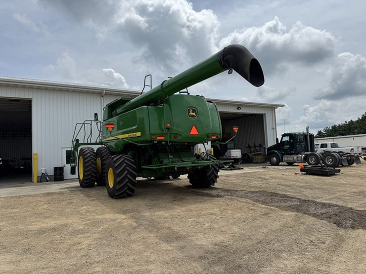 2011-john-deere-9870-sts-image-3