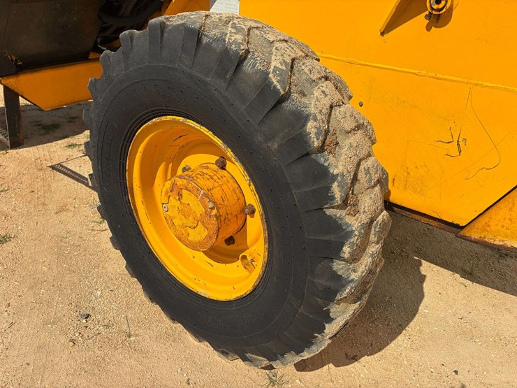 2005-jcb-506-image-8