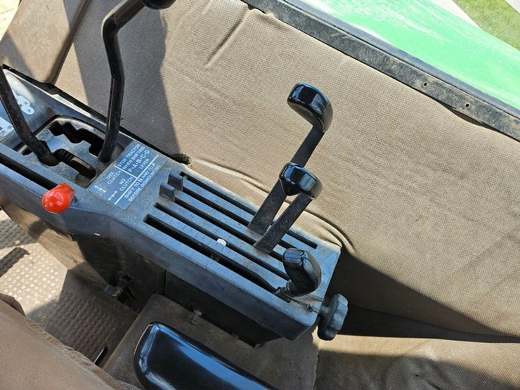 john-deere-4250-image-31